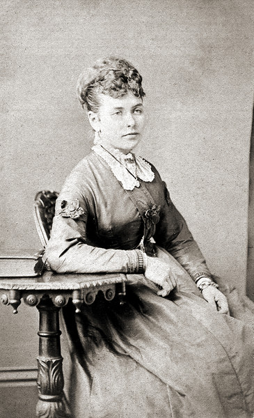 Photo of photos/Margaret Roxburgh McLennan b1847 portrait c1866